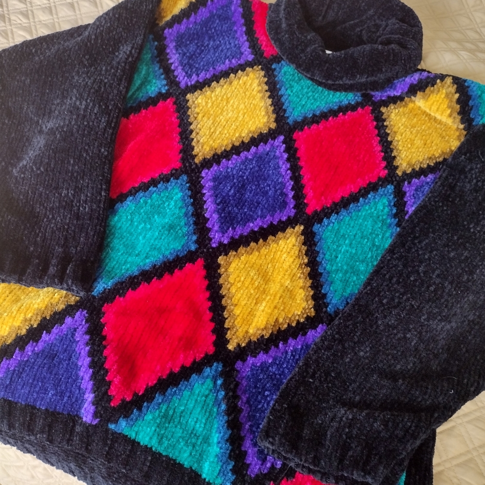 Chaus Vintage Black / Multicor Rhombus Design Turtle Neck Sweater - Picture 2 of 5